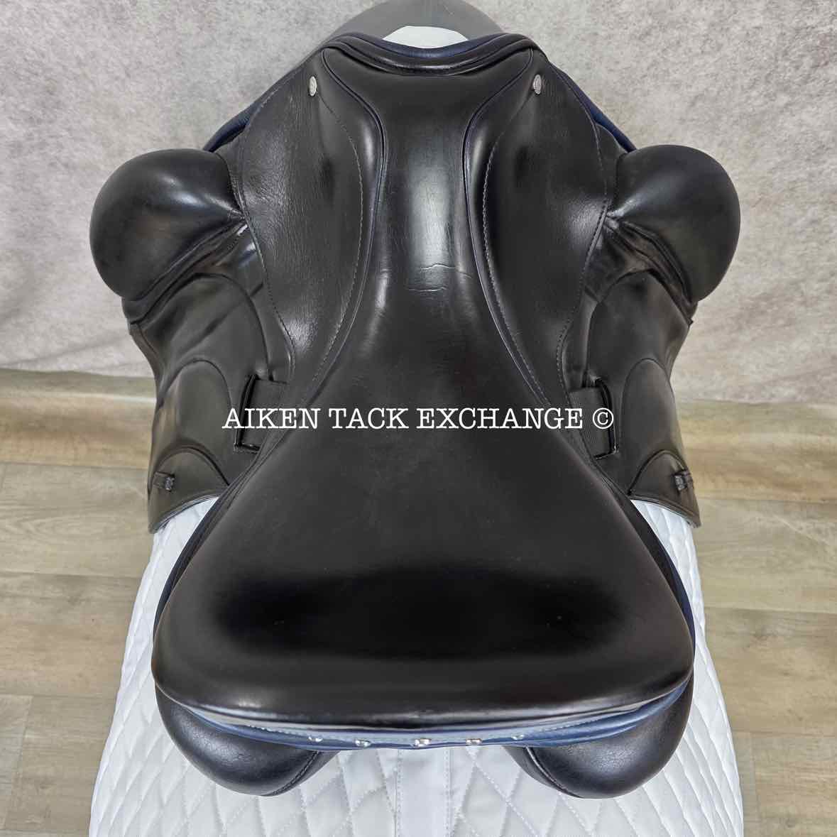 2017 Custom Saddlery Advantage Monoflap Dressage Saddle, 18" Seat - Short Flap, Adjustable Tree, Wool Flocked Panels