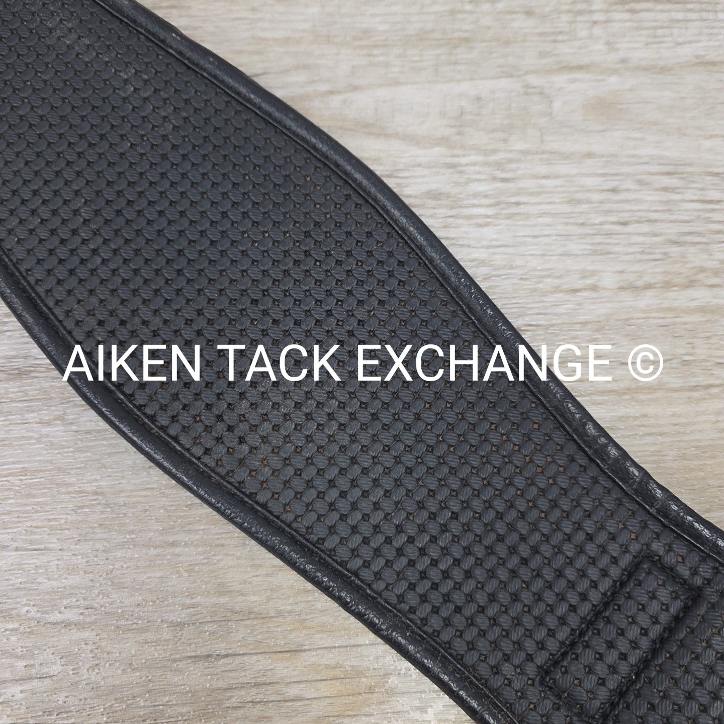 Ovation Airform Dressage Chafeless Girth, Black, 28"