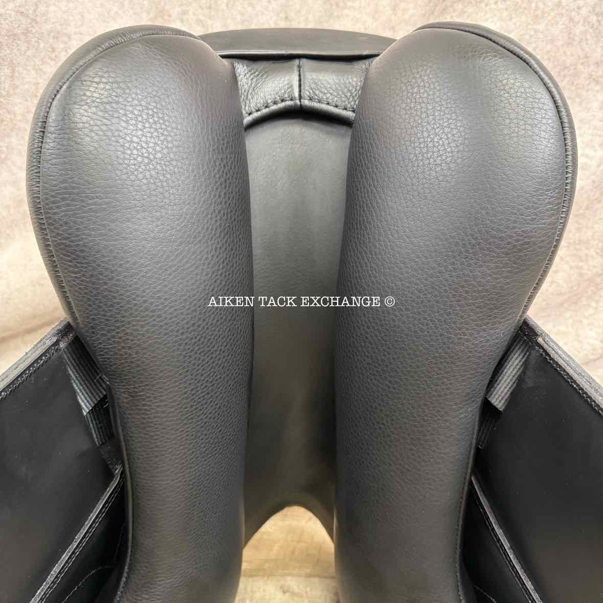 2023 Custom Saddlery Wolfgang Solo MKII Monoflap Dressage Saddle, 17.5" Seat, Adjustable Tree, Wool Flocked Panels