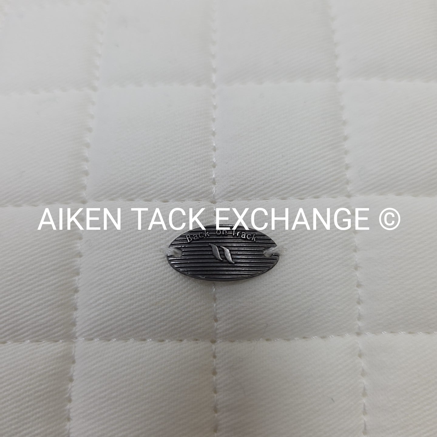 Back on Track Therapeutic Dressage Saddle Pad
