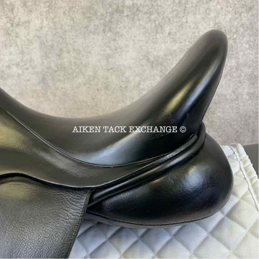 **SOLD** 2008 Trilogy Verago Elite Dressage Saddle, 18" Seat, Wide Tree, Wool Flocked Panels