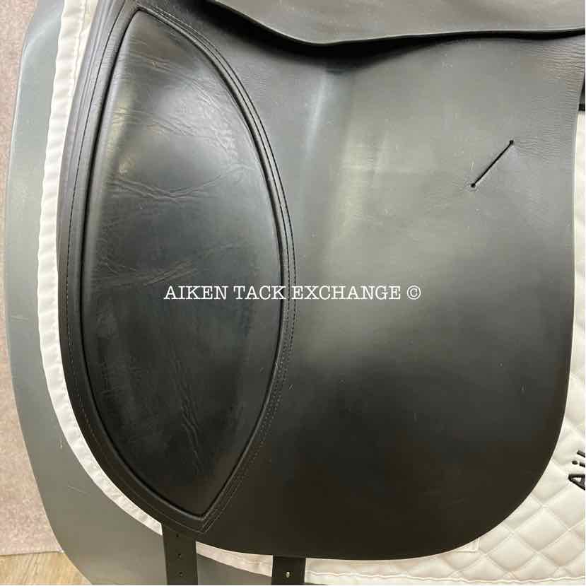 Lauriche by AJ Foster Dressage Saddle, 18" Seat, Medium Tree, Foam Panels