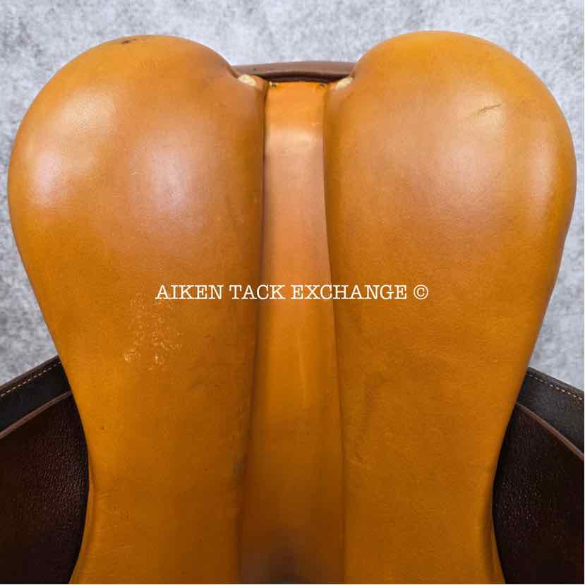 **SOLD** Collegiate Ruiz Diaz Close Contact Jump Saddle, 16.5" Seat, Medium Tree, Foam Panels