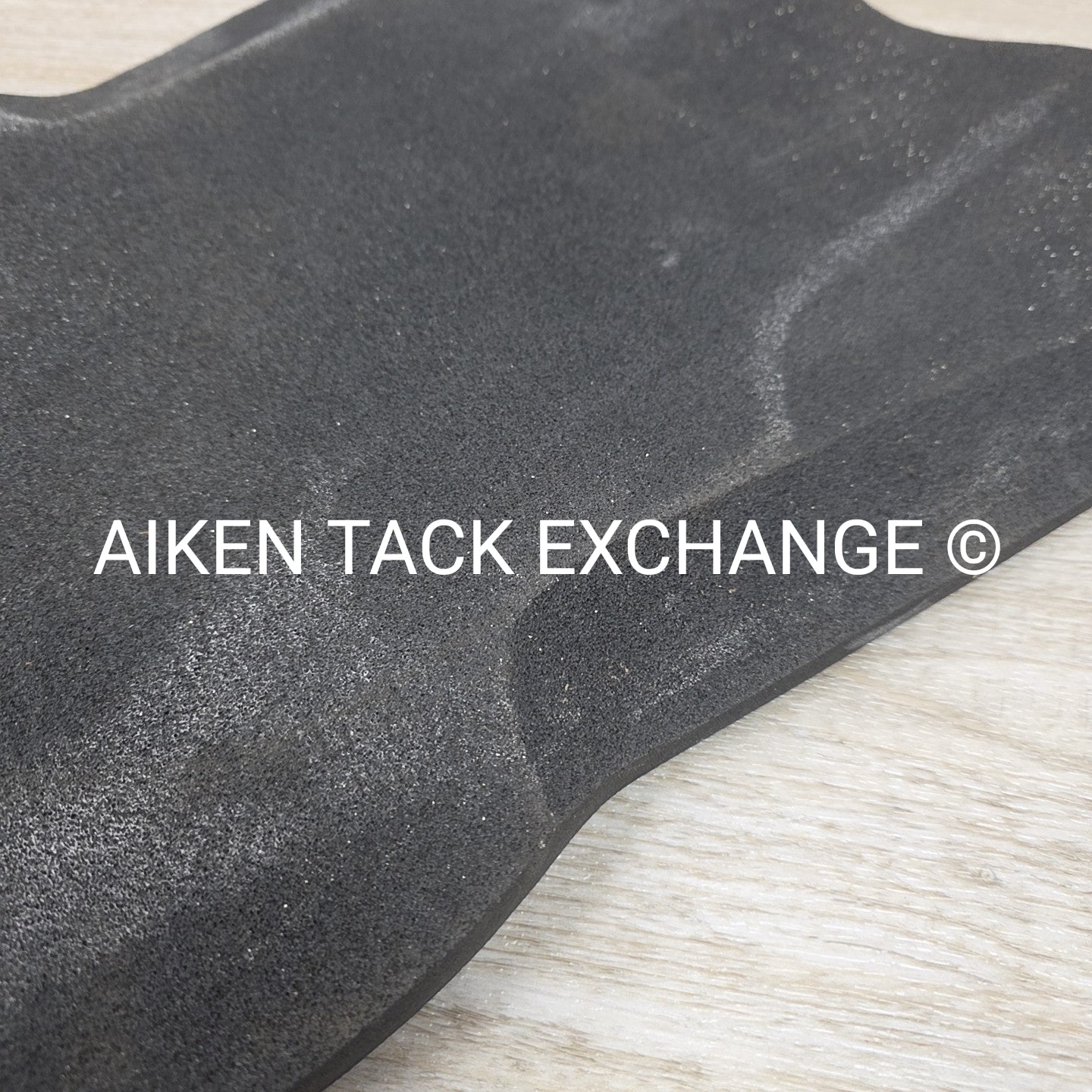 Cashel Wedge Cushion Half Pad