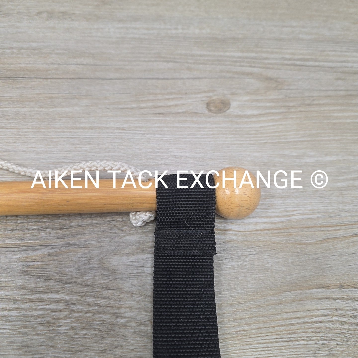 Hanging Wood Blanket Bar