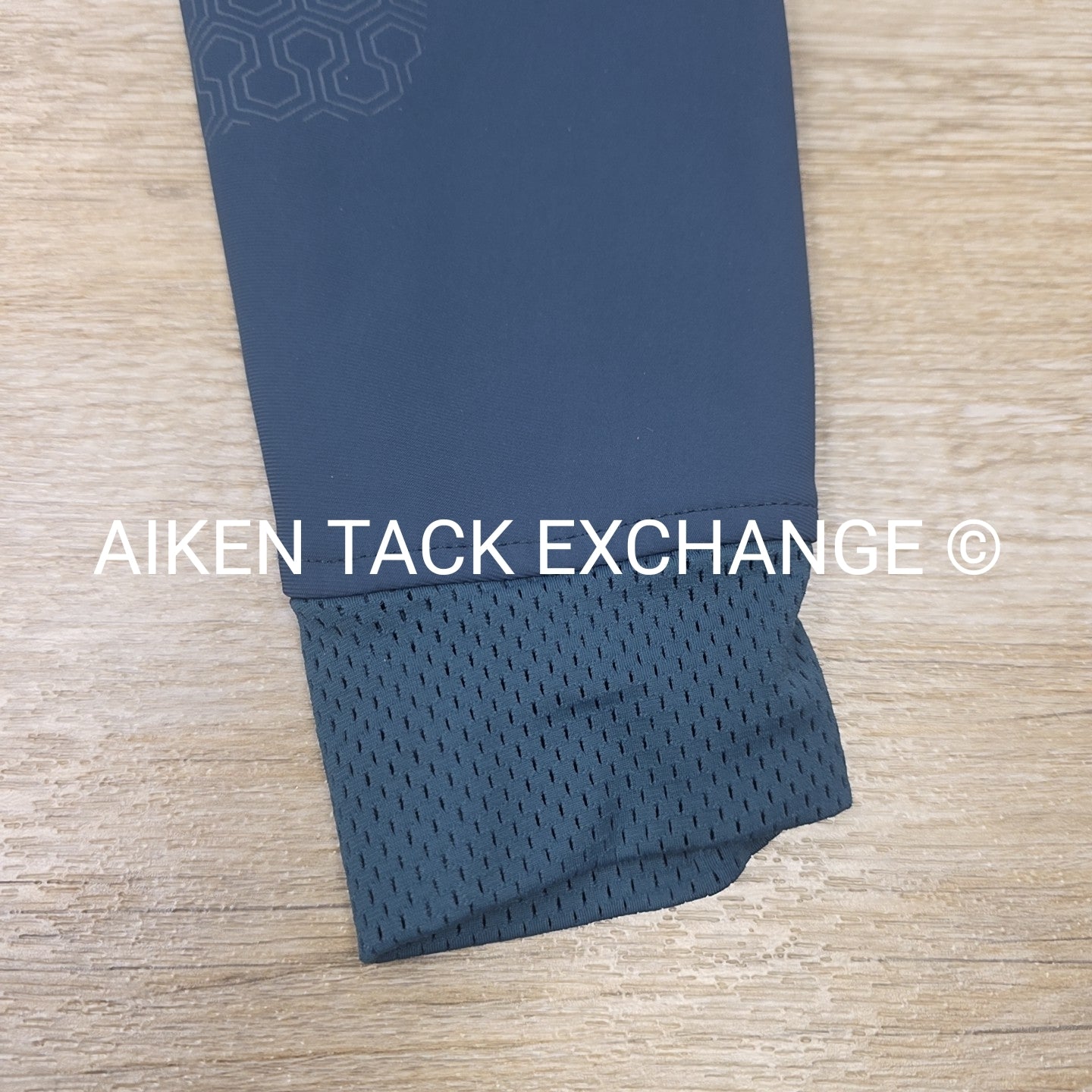 Ariat Tri Factor Full Seat Breeches, Women's 26 (missing 1 pocket button)