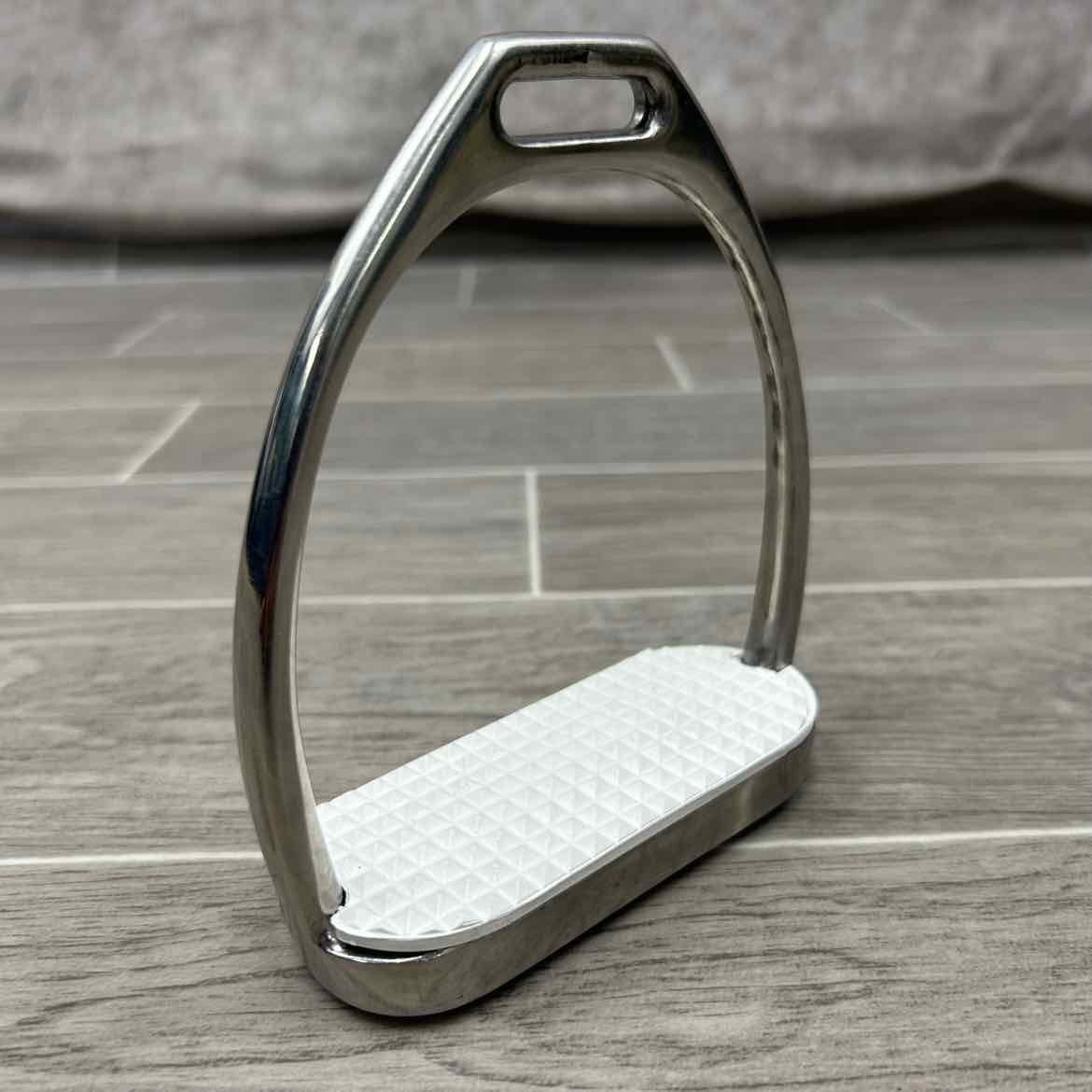 Courbette Lemetex Stirrup Irons, 4.25"