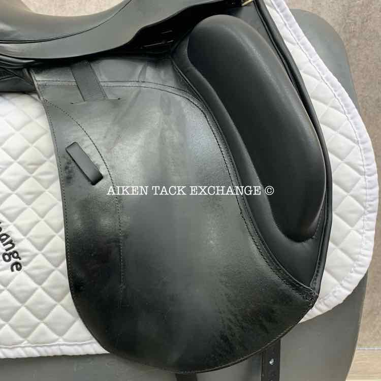 **SOLD** 2016 Custom Saddlery Signature Steffen's Advantage Monoflap Dressage Saddle, 17" Seat, Adjustable Tree, Wool Flocked Panels