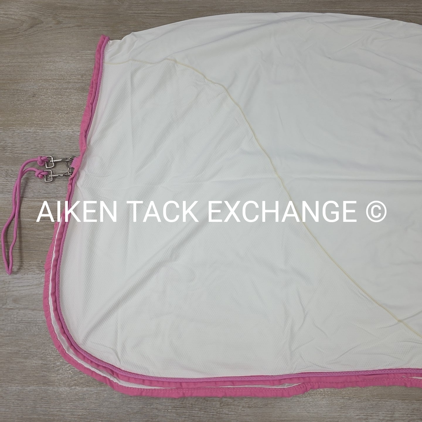 Fenwick Equestrian Pop Star Dress Sheet Sporty Cooler, 68"