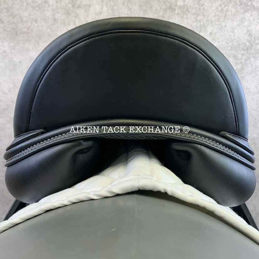 **SOLD** 2021 Equipe Glamour E-Carbon Monoflap Dressage Saddle, 17" Seat, Flex Tree - Medium Wide, Foam Panels