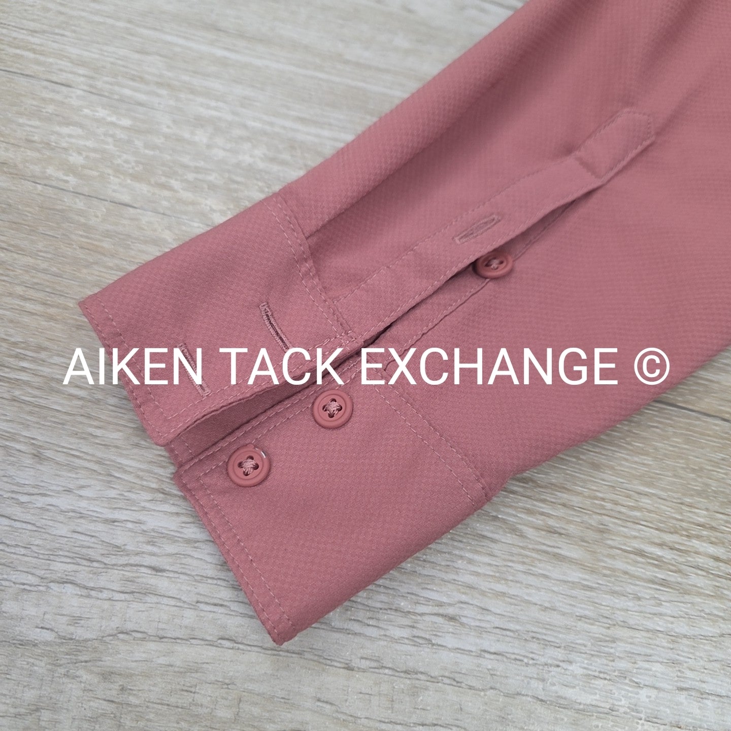 Ariat Outbound VenTEK Button Down Shirt, Women's Medium