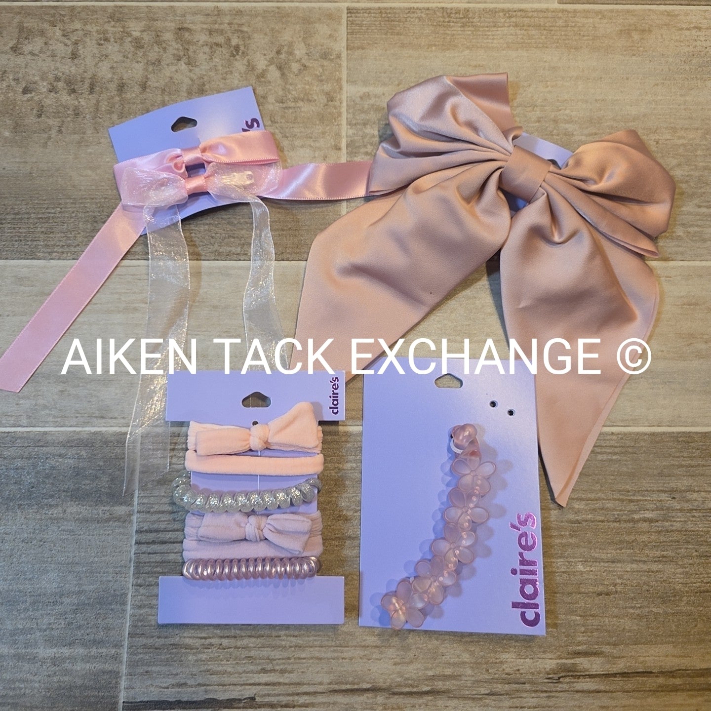 Claire's Hair Bundle - 1 Claw Clip, 3 Hair Clips, 1 Pack of Hair Ties