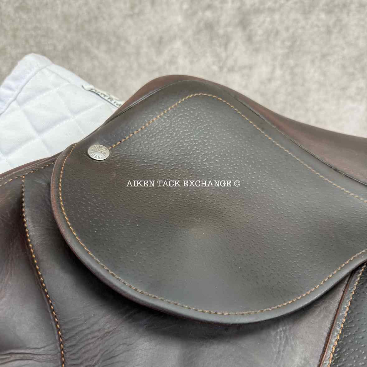 2013 CWD SE09 Monoflap Jump Saddle, 17" Seat, 2A Flap, Medium Tree, Foam Panels
