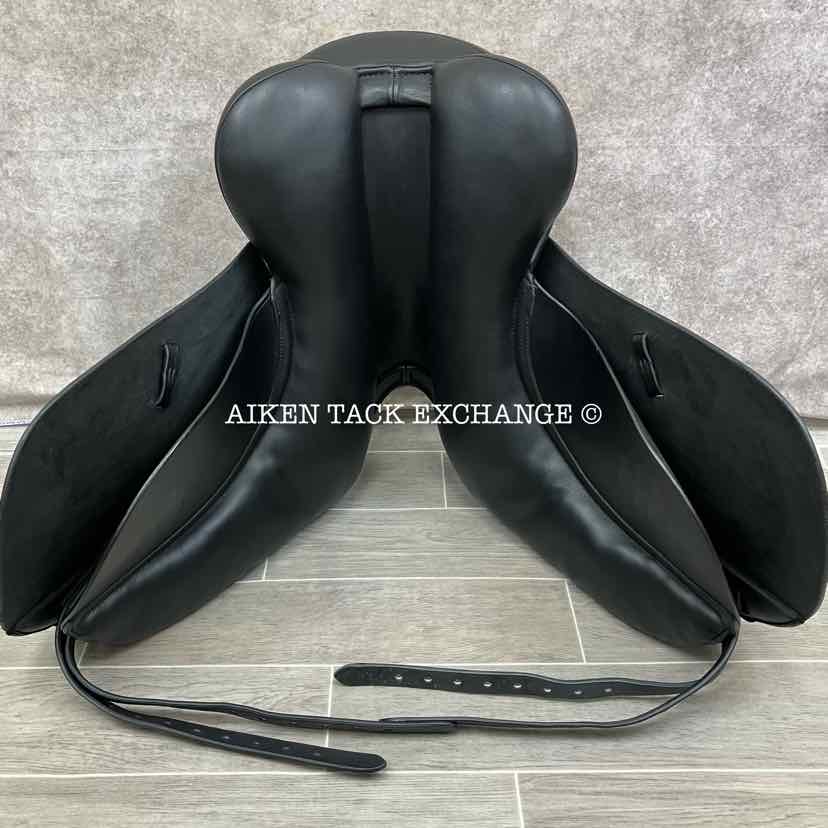 **SOLD** Adam Ellis Style Dressage Saddle, 18" Seat, M/MW Tree, Wool Flocked Panels