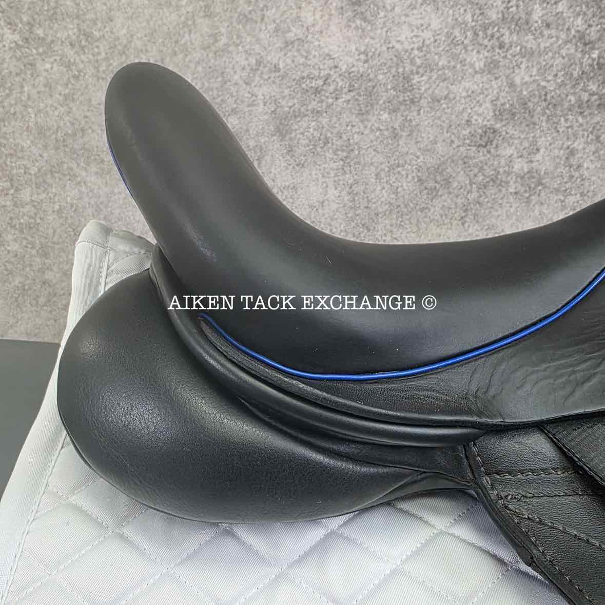 2019 Custom Saddlery Wolfgang Omni 2 Monoflap Dressage Saddle, 17.5" Seat, Adjustable Tree, Wool Flocked Hybrid Panels