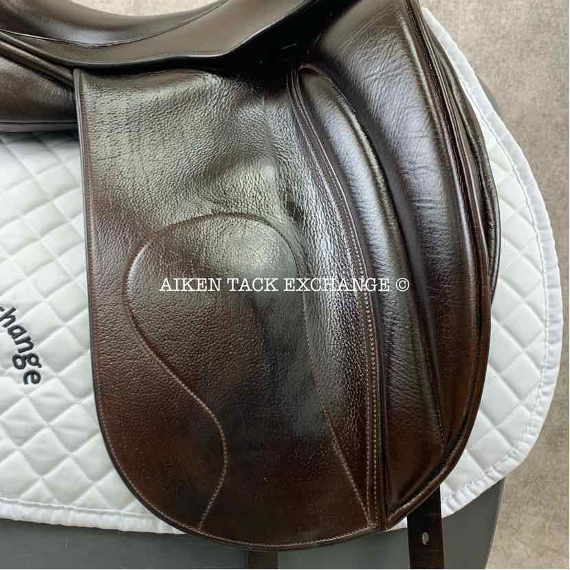 2011 Hulsebos DR CC Dressage Saddle, 17.5" Seat, Medium Wide Tree, Wool Flocked Panels