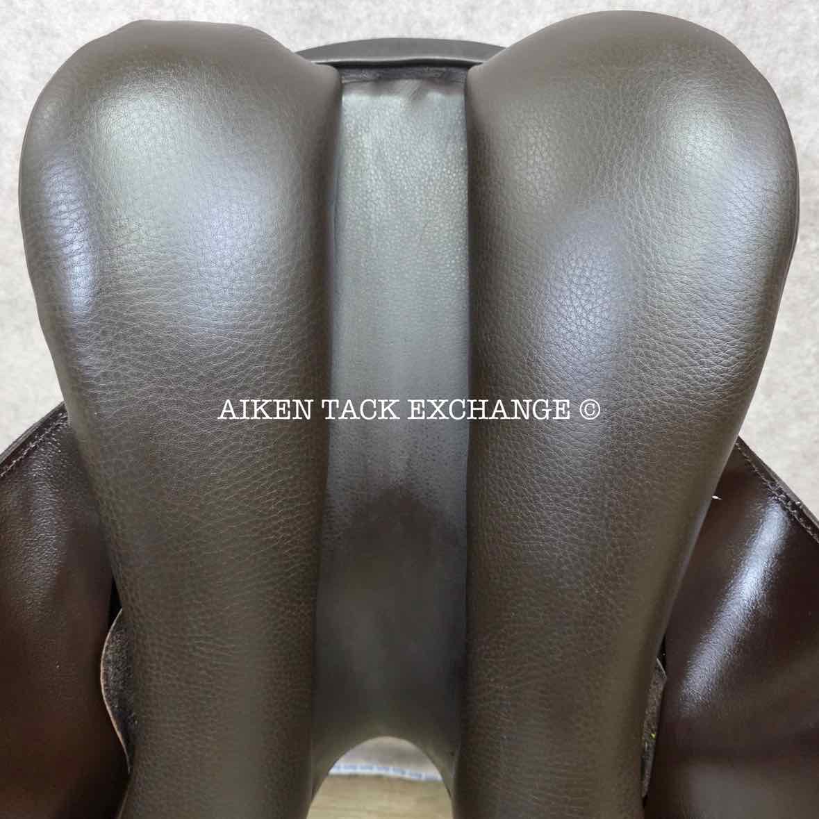 2019 Custom Saddlery Monte Carlo Monoflap Jump Saddle, 17.5" Seat, Adjustable Tree, Wool Flocked Panels