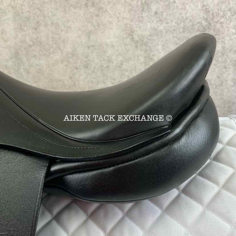 Mystic by Smith-Worthington Dressage Saddle, 17.5" Seat, Medium Tree, Wool Flocked Panels