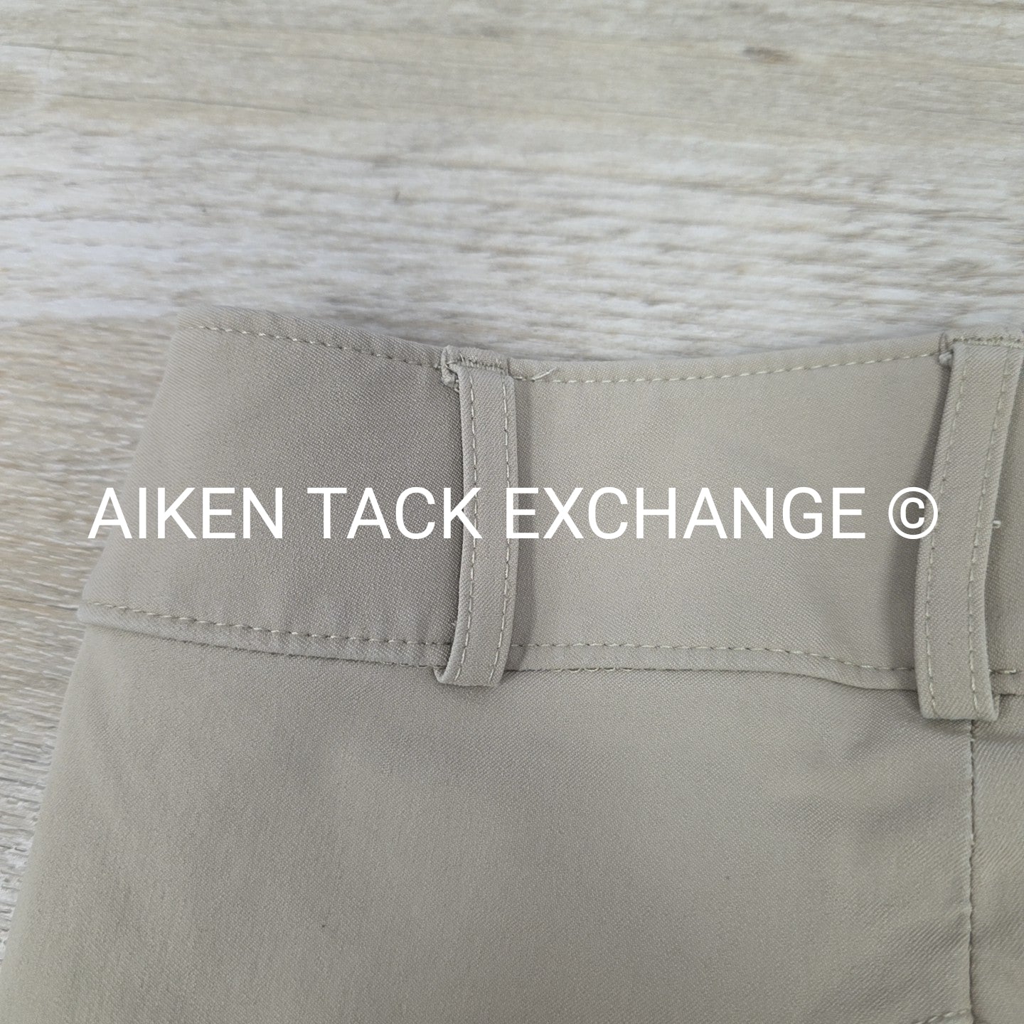 Tailored Sportsman Trophy Hunter Knee Patch Breeches, Size 8