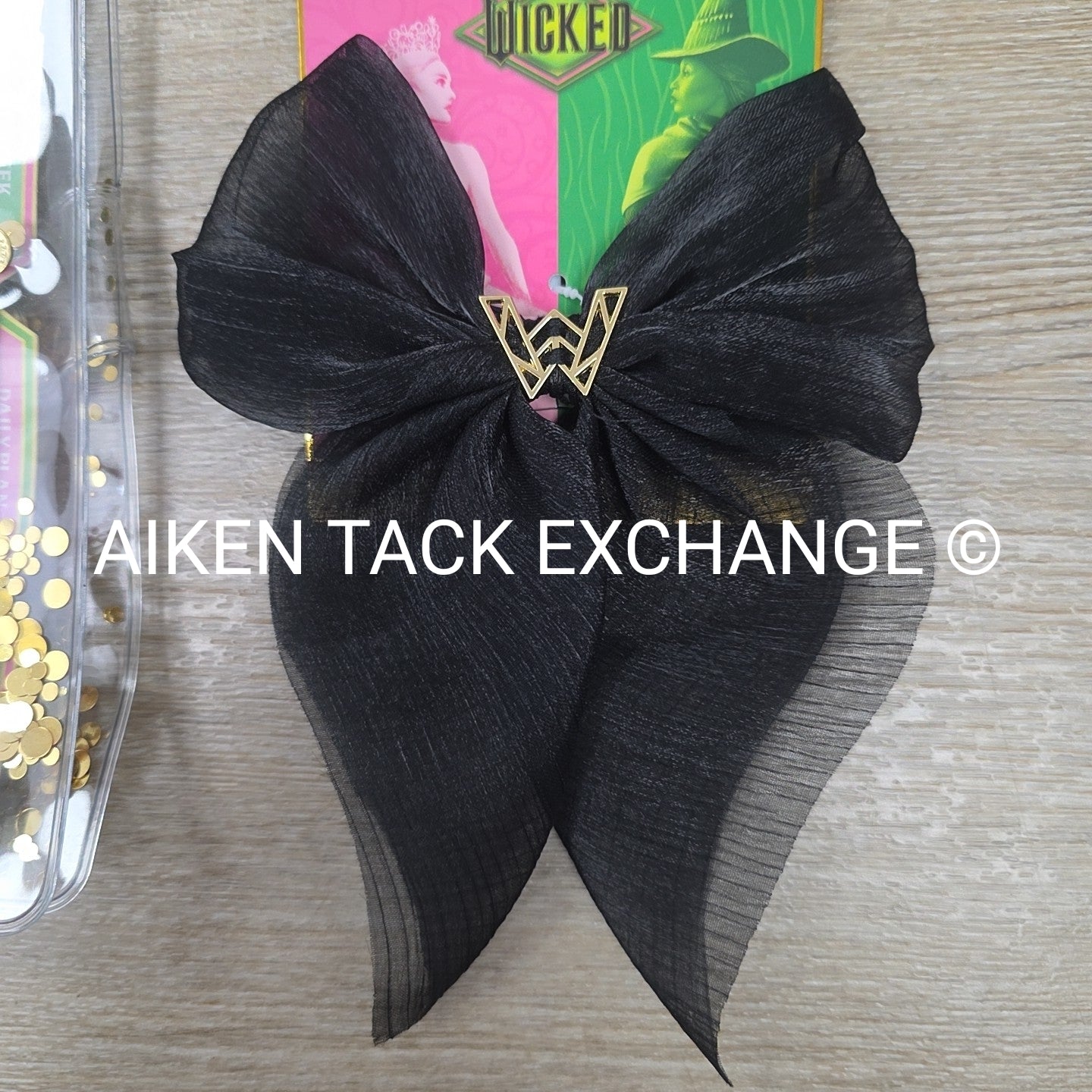 Claire's Wicked Bundle: Shaker Planner, Pin Badges, Hair Clip, Scrunchie Set