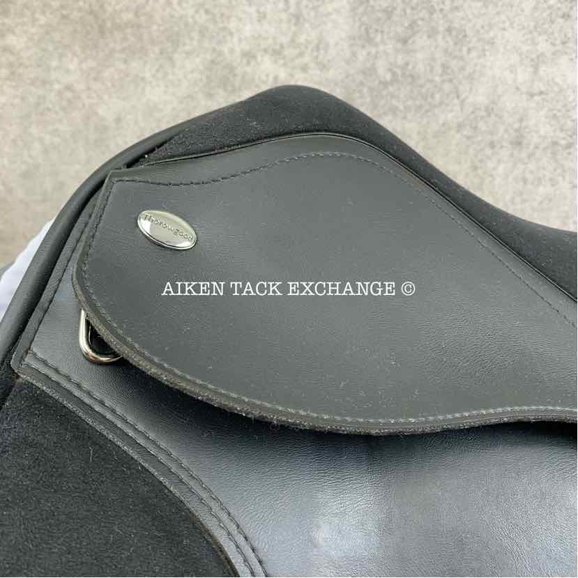 **SOLD** Thorowgood T4 Moveable Block MDR Standard Wither Dressage Saddle, 17.5" Seat, Adjustable Tree - Changeable Gullet, Wool Flocked Panels
