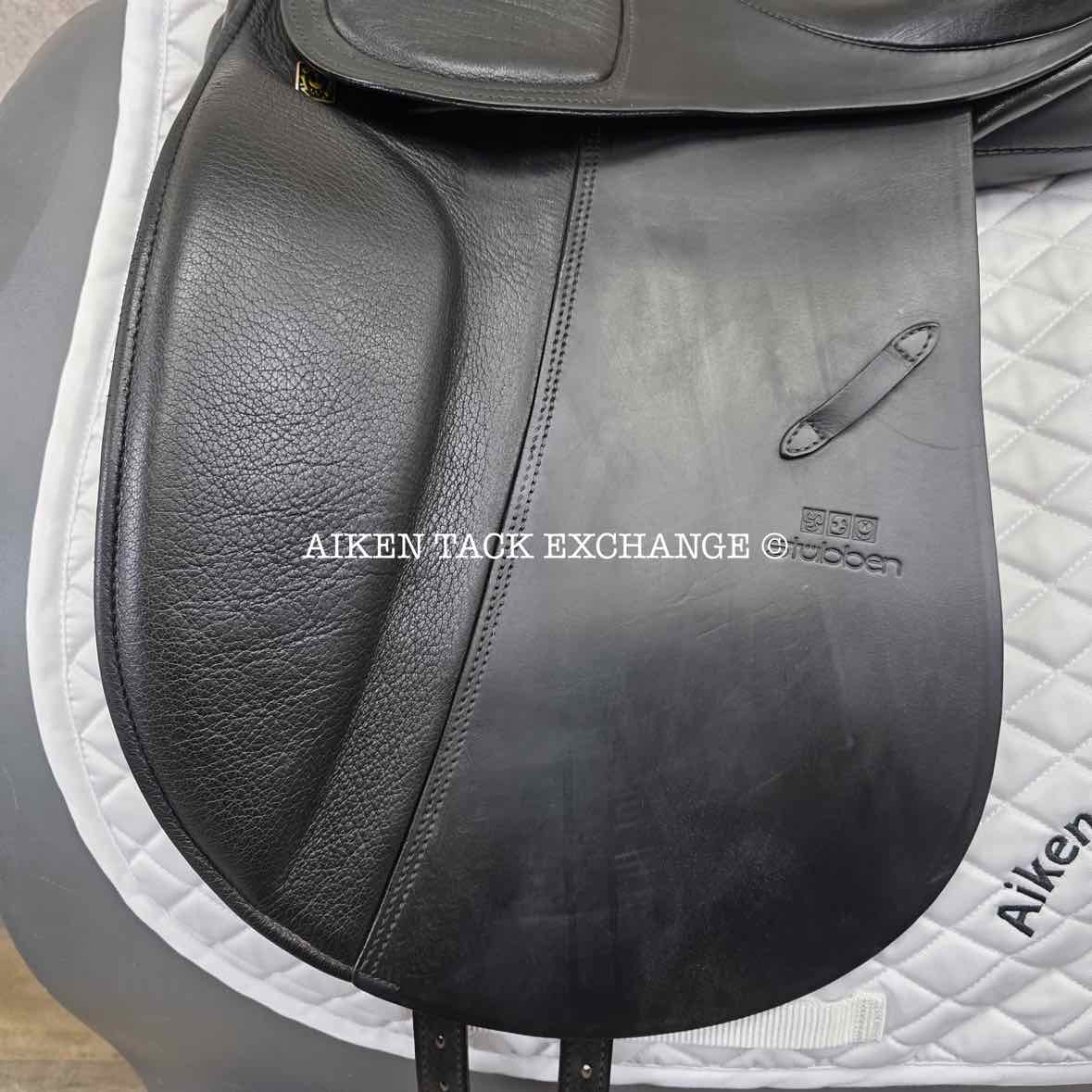 2004 Stubben Scandica DL Dressage Saddle, 17.5" Seat, 32cm Tree - Wide, Wool Flocked Panels