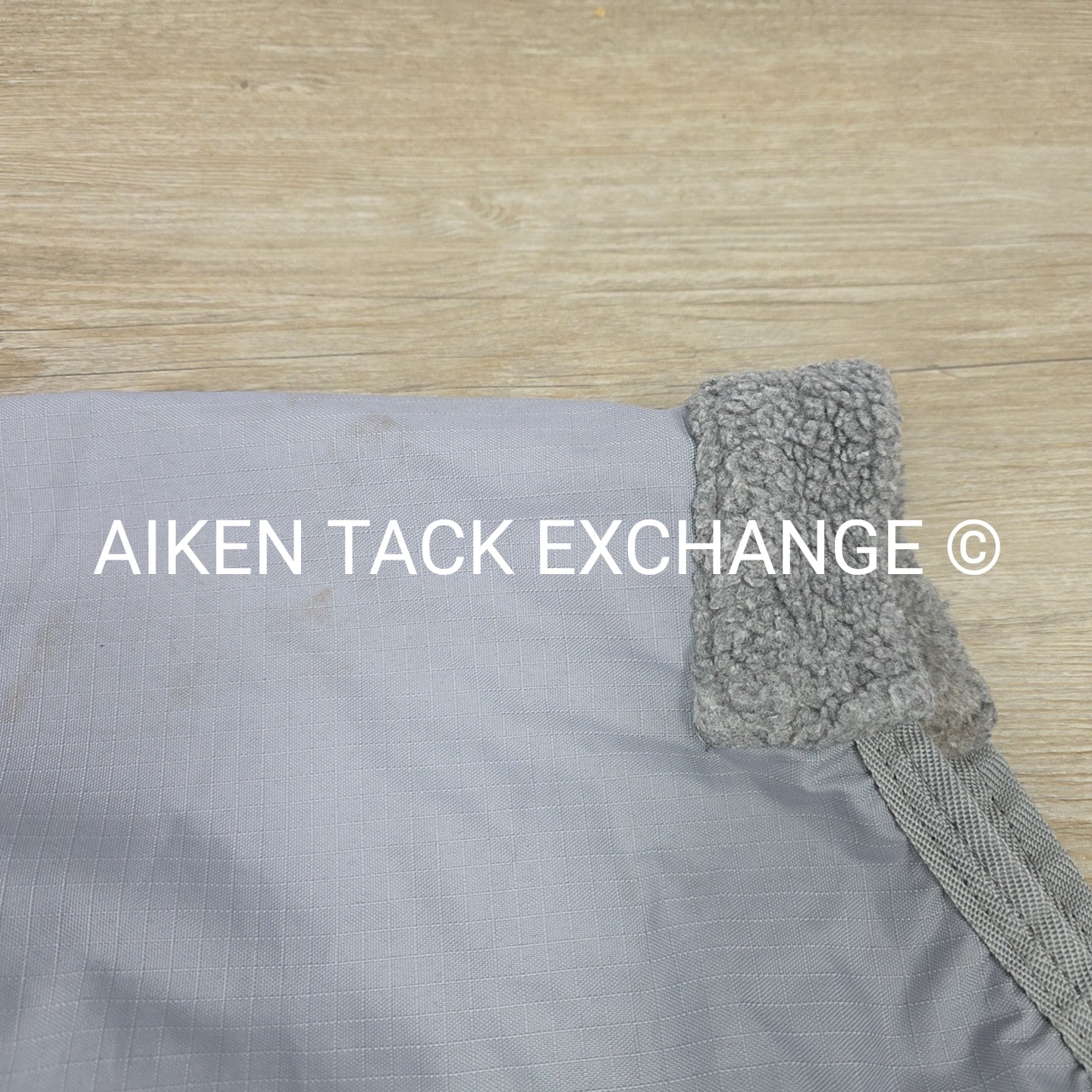 Schneiders Airmesh II Turnout Sheet, Size 76" (has been repaired)