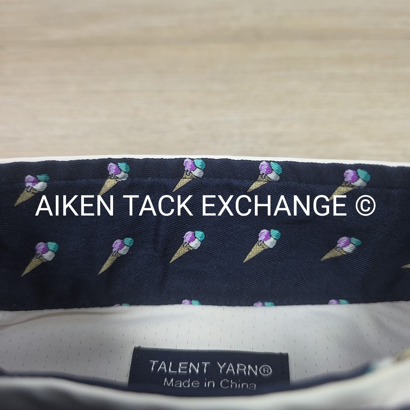 Essex Classics Talent Yarn Long Sleeve Sun Shirt Show Shirt, Size Large