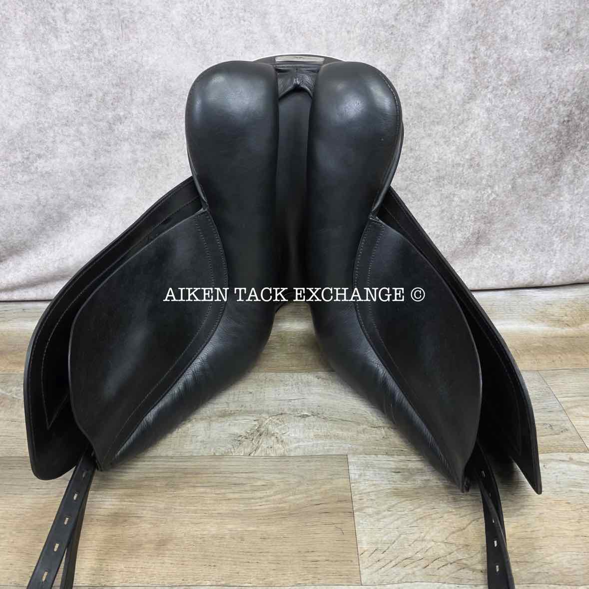 2021 Black Country Carlow Dressage Saddle, 18" Seat, Medium Wide Tree, Wool Flocked Panels
