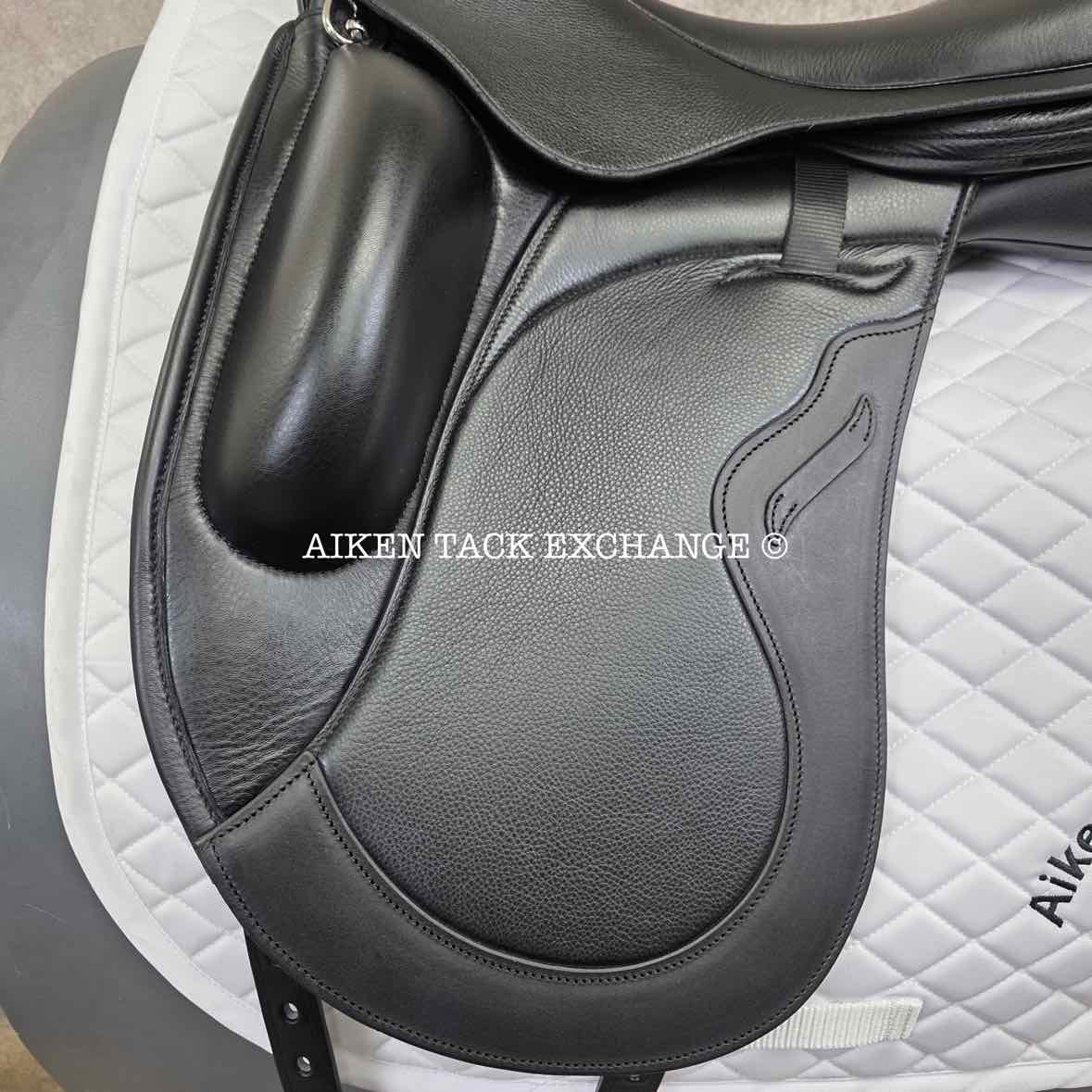 2023 Envy by Custom Saddlery Motion Monoflap Dressage Saddle, 18" Seat, Adjustable Tree, Wool Flocked Panels