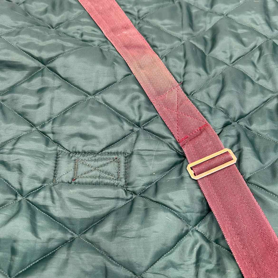 Stable Blanket, 84'