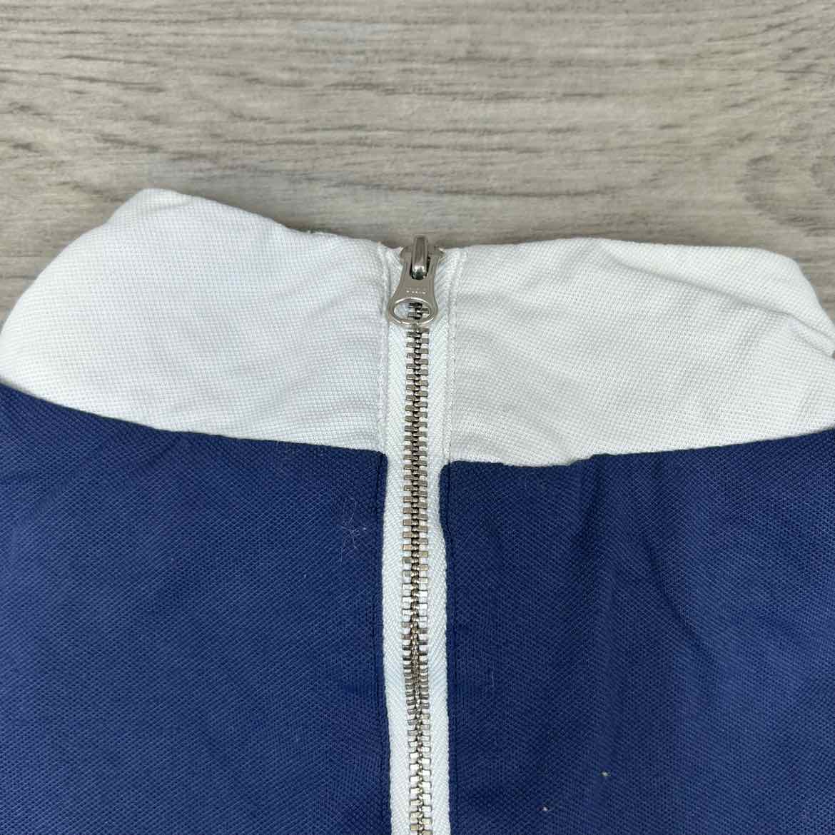 B Vertigo Show Time Sleeveless Show Shirt, Size Medium