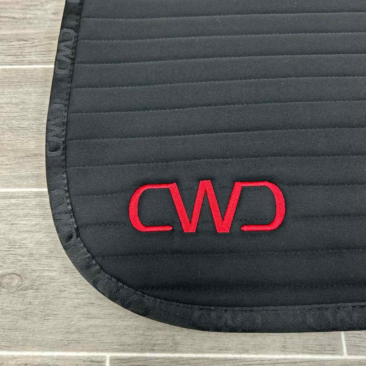 CWD Jumping Saddle Pad with Matching Ear Bonnet, Size Full