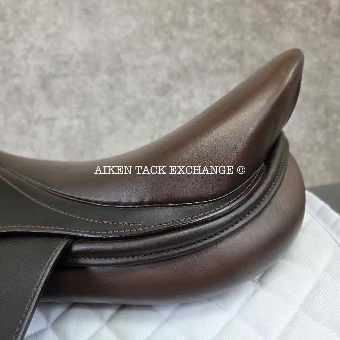 **SOLD** HDR Pro Senior Event All Purpose Saddle, 17.5" Seat, Medium Tree, Foam Panels