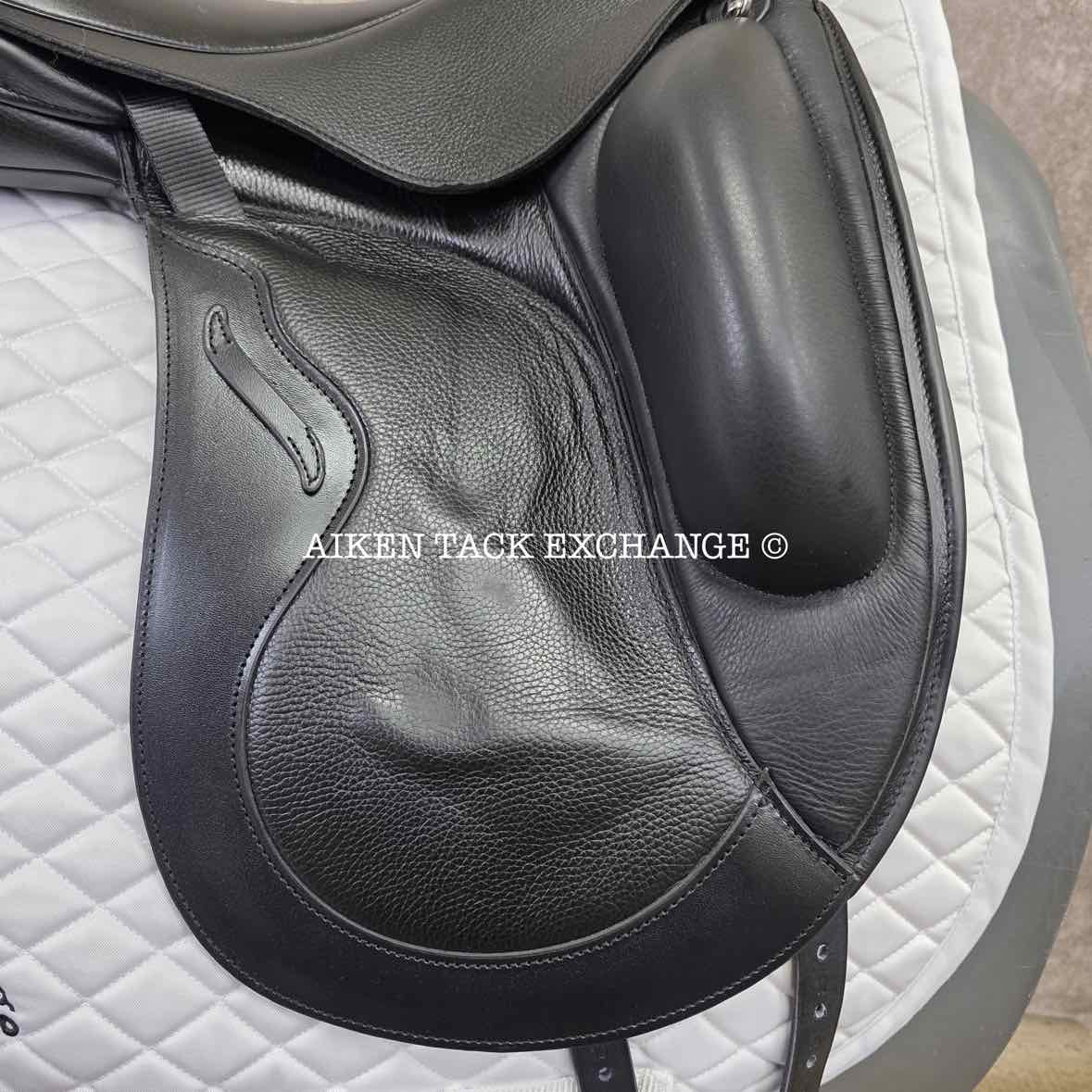 2023 Envy by Custom Saddlery Motion Monoflap Dressage Saddle, 17.5" Seat, Adjustable Tree, Wool Flocked Panels