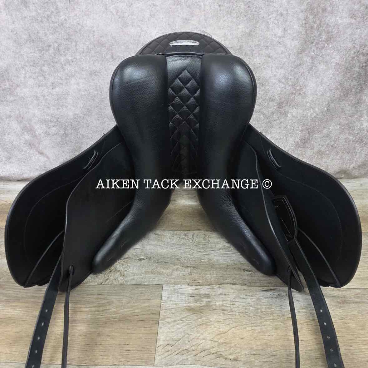 2023 Morgenroth Orpheu Dressage Saddle, 17" Seat, M/MW Tree, Wool Flocked Panels