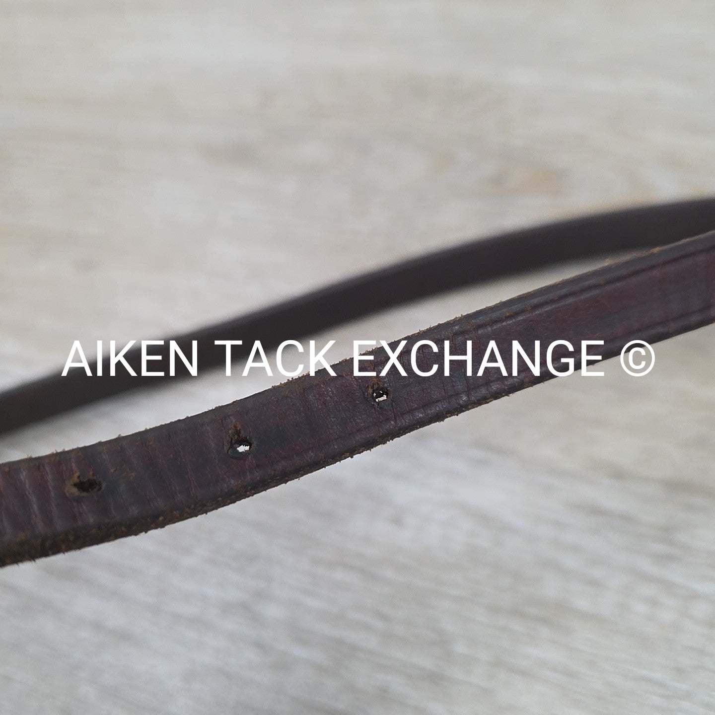 BARGAIN BUNDLE: Stubben Bradoon Hanger & Neck Strap, Brown