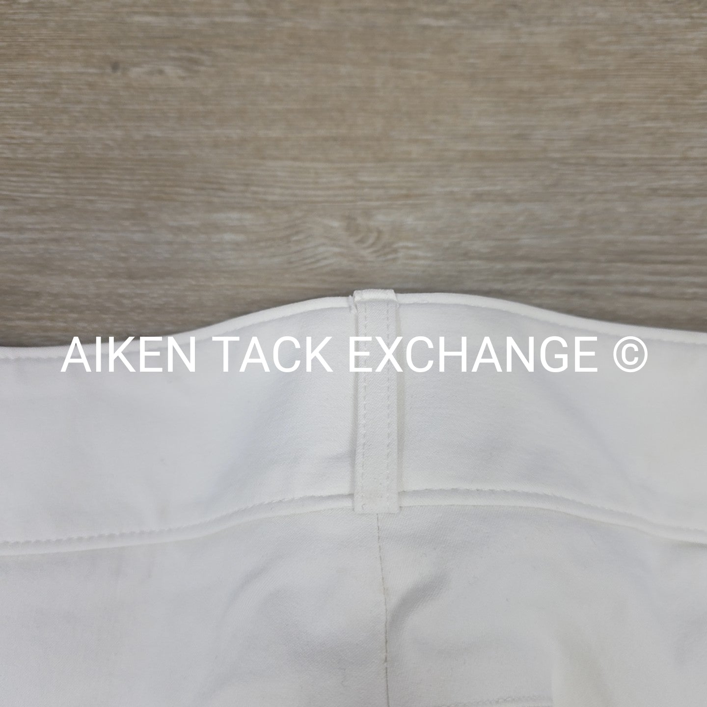 Tailored Sportsman Trophy Hunter Knee Patch Breeches, Size 32