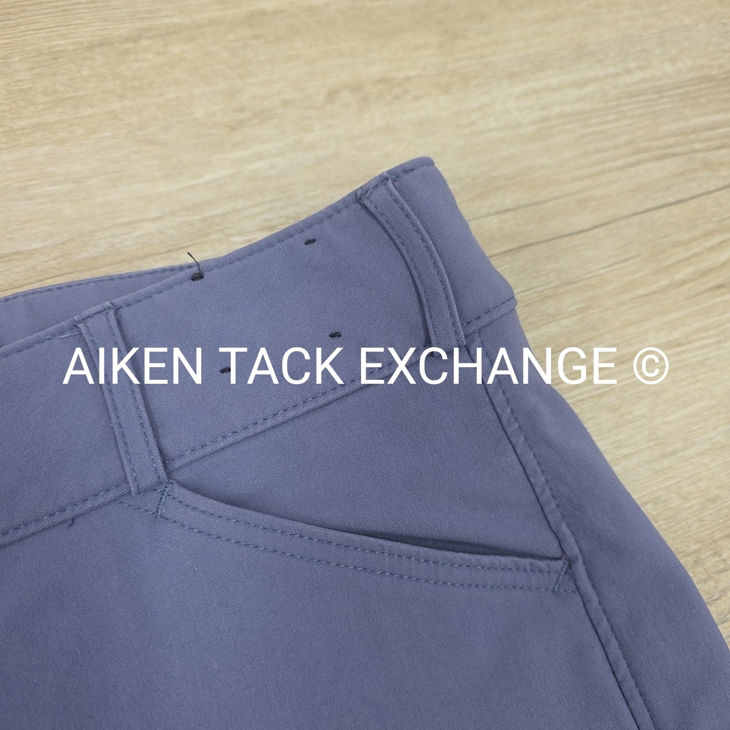 Tailored Sportsman Trophy Hunter Knee Patch Breeches, Size 30 L