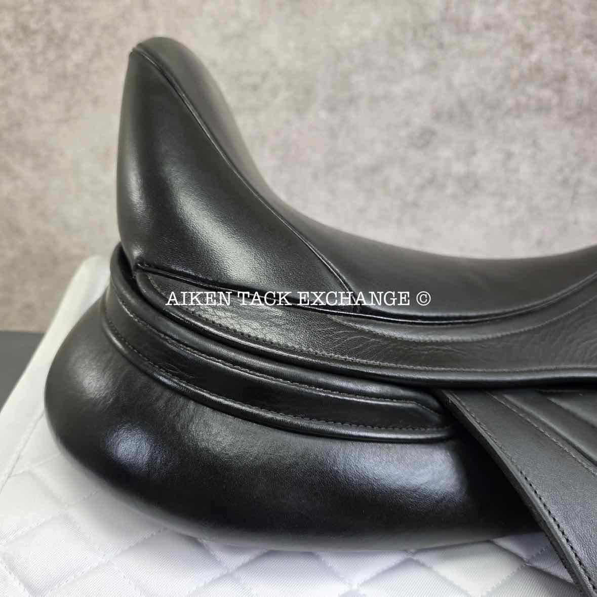 2020 Aviar Raavun 1.0 Monoflap Dressage Saddle, 18.5" Seat, Adjustable Tree, Foam Panels