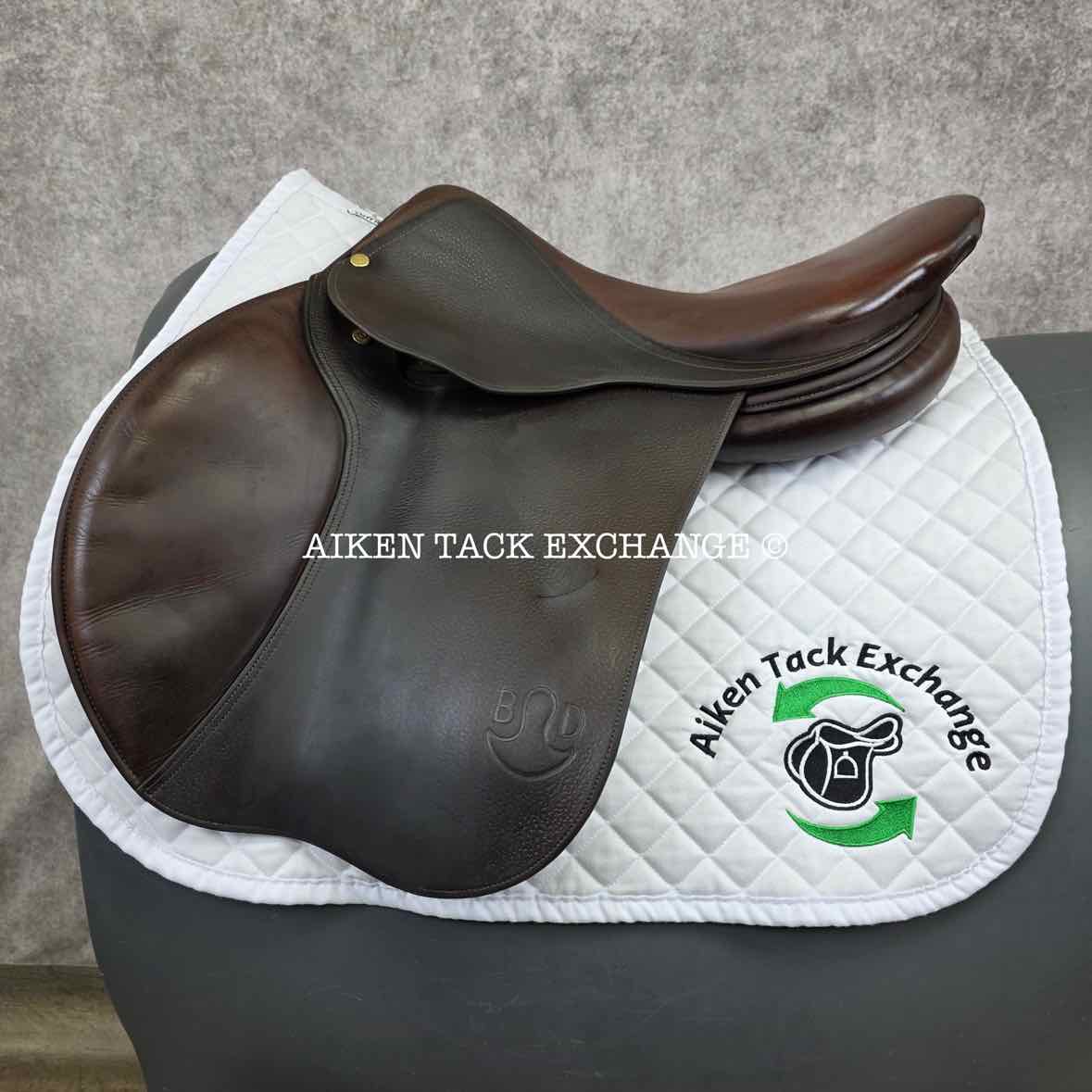 2007 Bruno Delgrange Virtuose Close Contact Jump Saddle, 17.5" Seat, Medium Wide Tree, Foam Panels