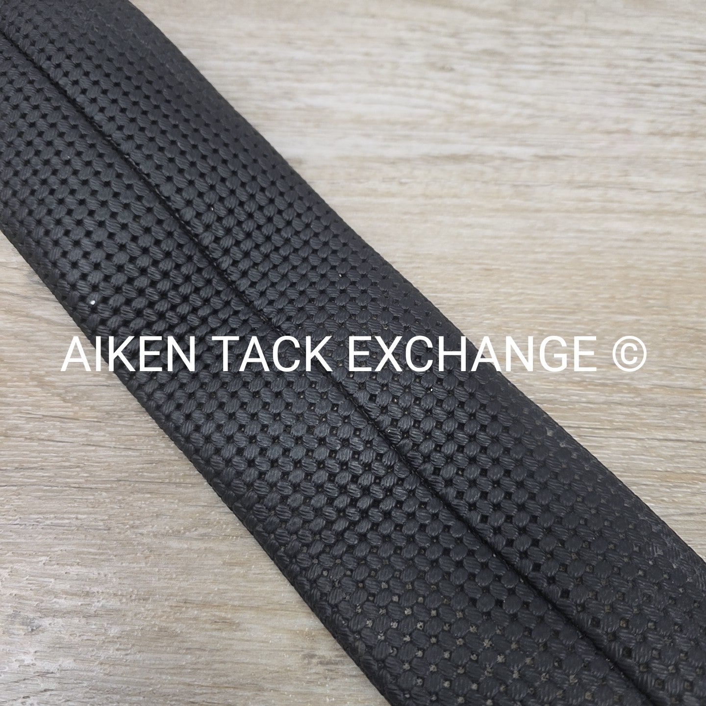 Wintec Short Girth, Black, 26"