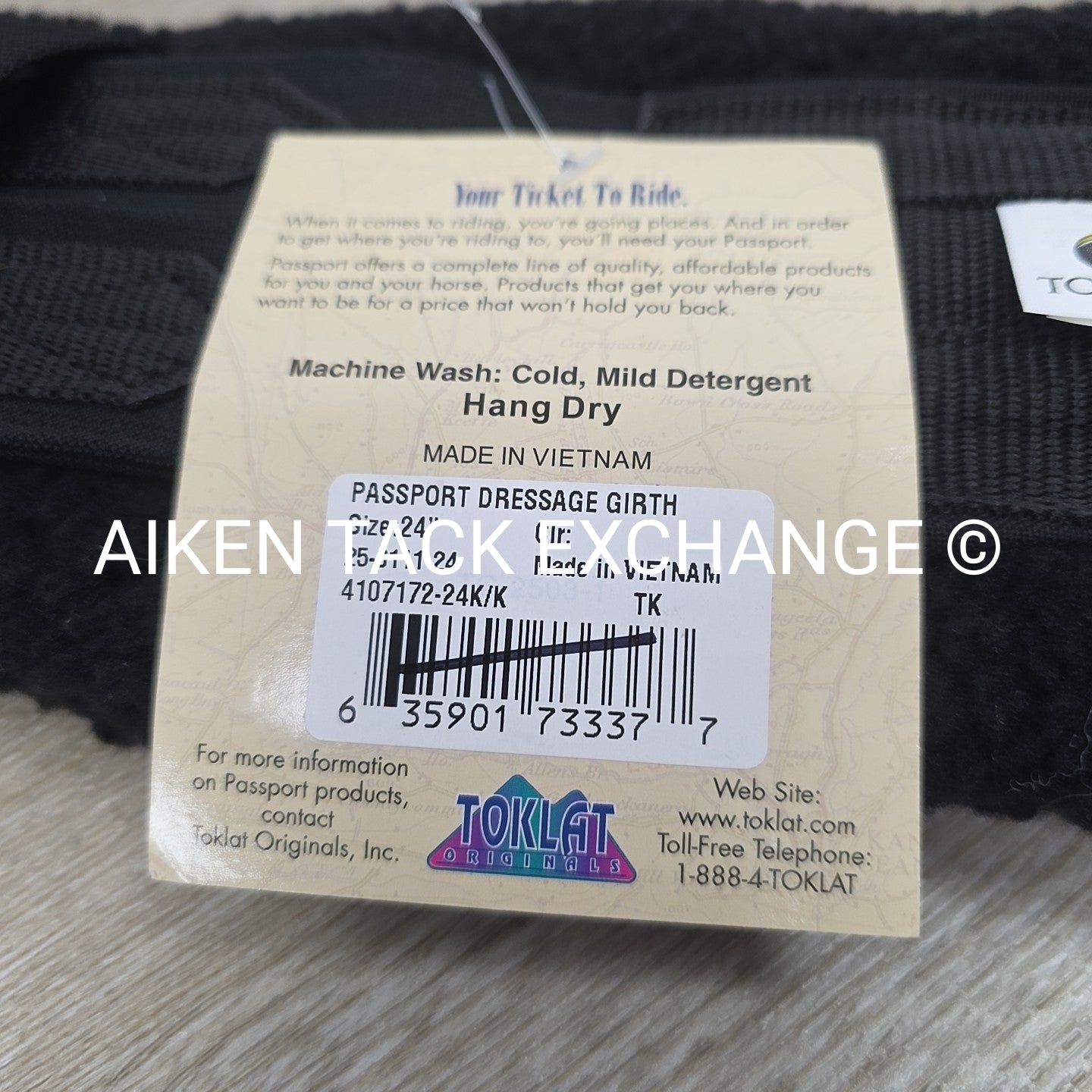 Toklat Contour Synthetic Fleece Dressage Girth, Black, 24"