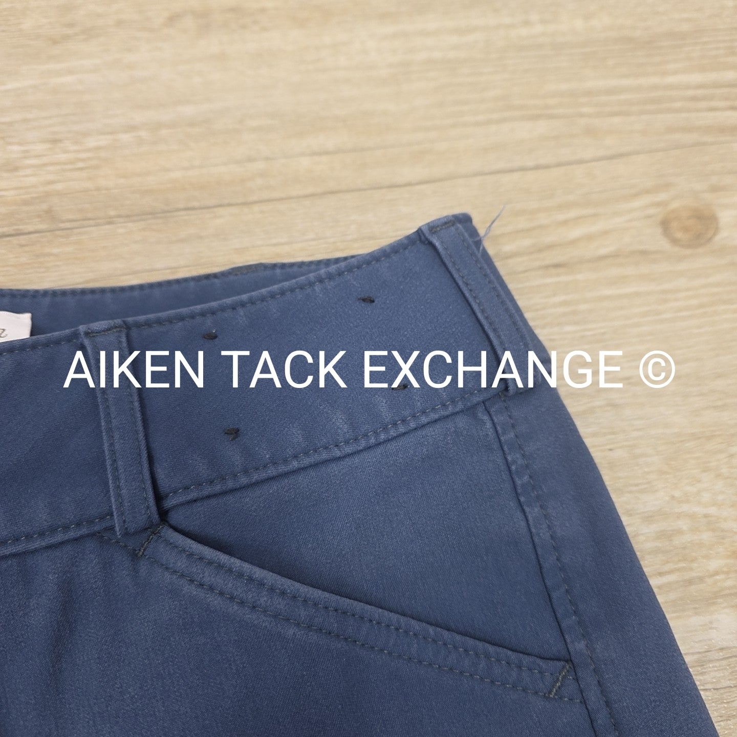 Tailored Sportsman Front Zip Trophy Hunter Knee Patch Breeches, Size 14