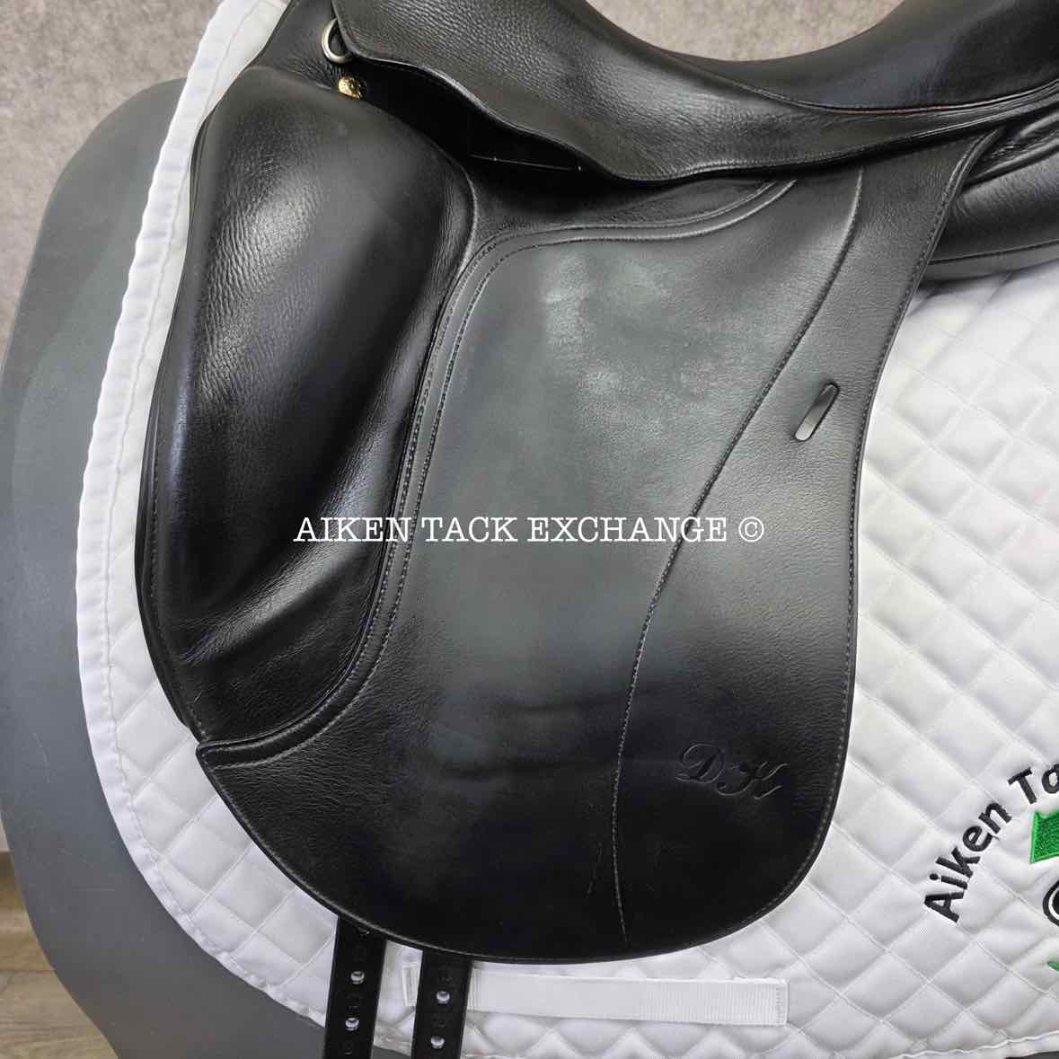2006 DK Saddlery Freedom Monoflap Dressage Saddle, 17" Seat, M/MW Tree, Wool Flocked Panels