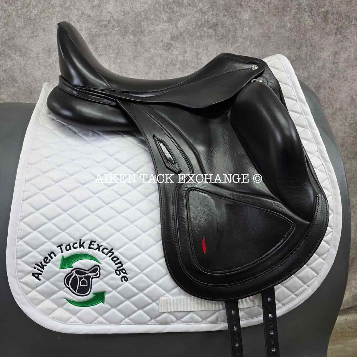 2022 Aviar Sparrow 1.0 Monoflap Dressage Saddle, 18" Seat, Adjustable Tree, Foam Panels