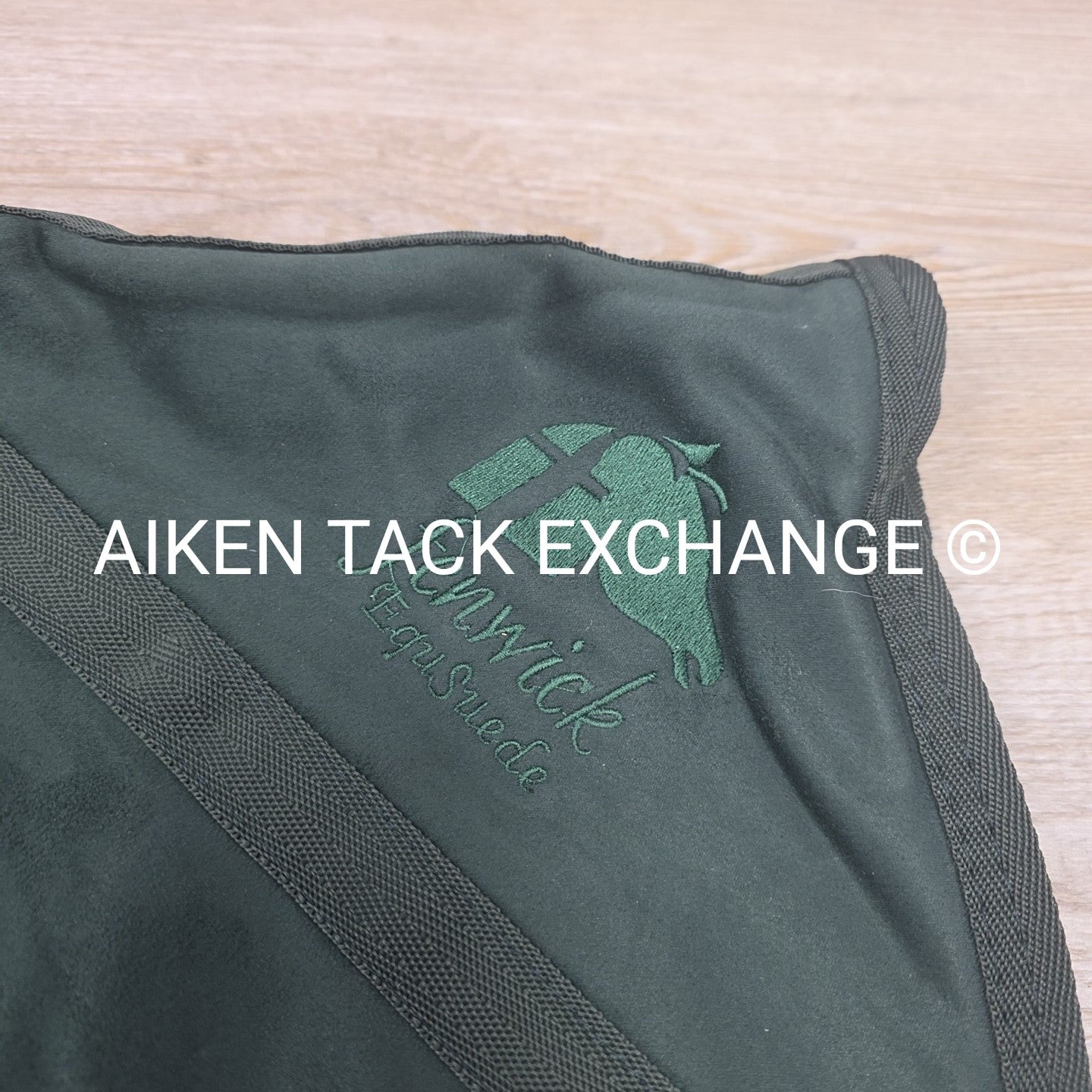 Fenwick Equestrian EquSuede Quarter Sheet, Green, Size Large