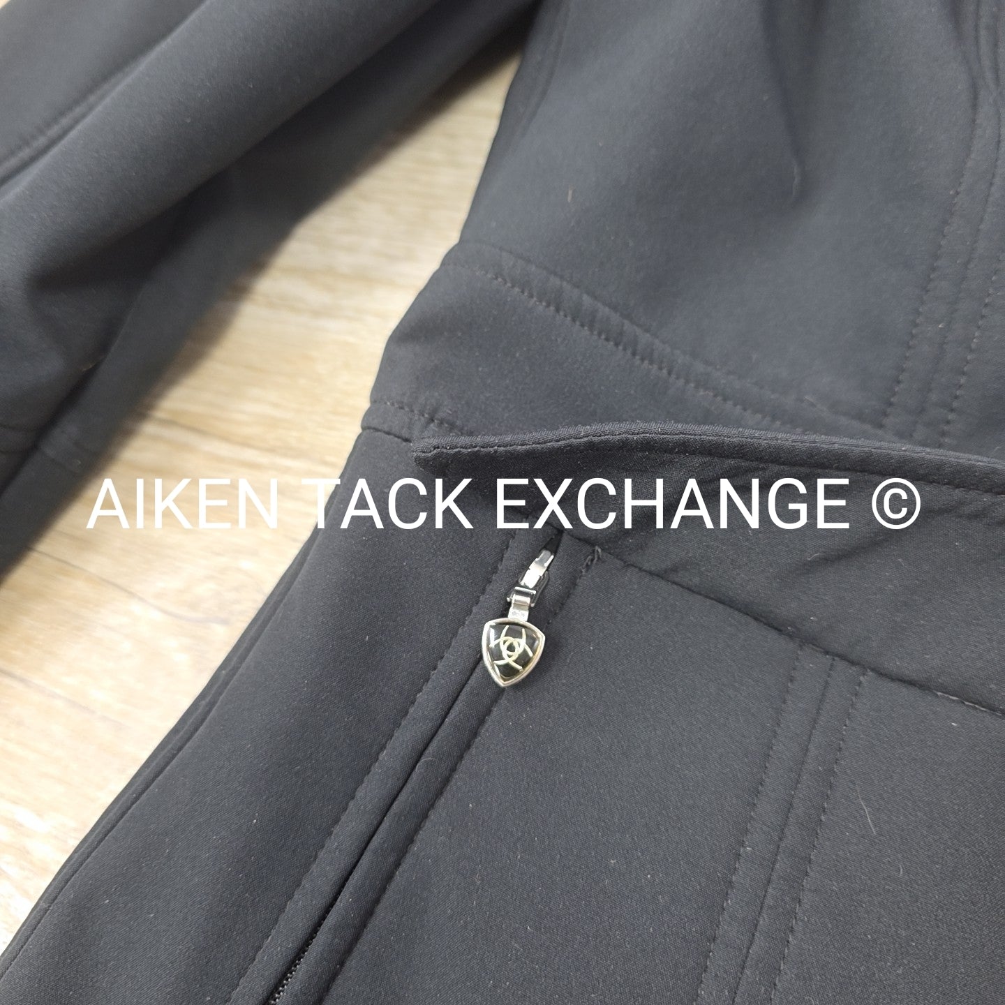 Ariat Soft Shell Jacket, Size Large