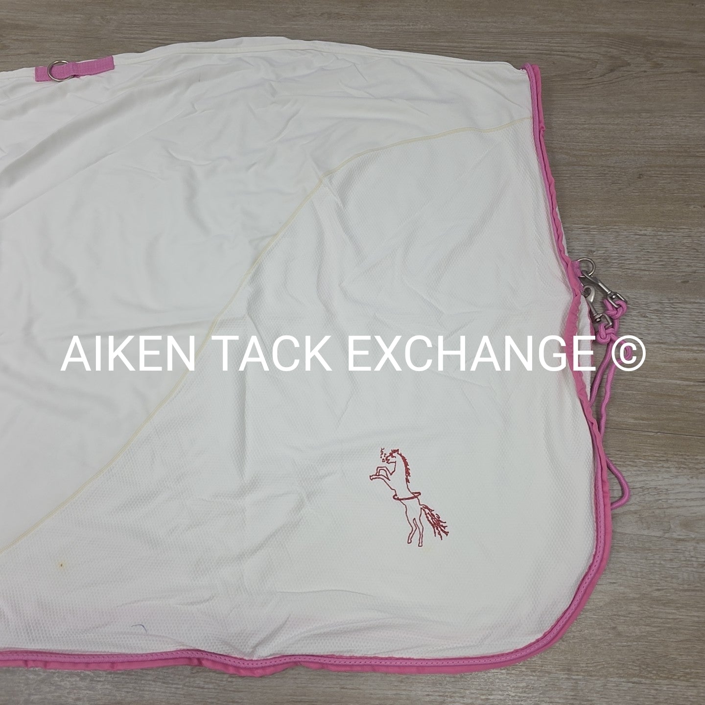 Fenwick Equestrian Pop Star Dress Sheet Sporty Cooler, 68"