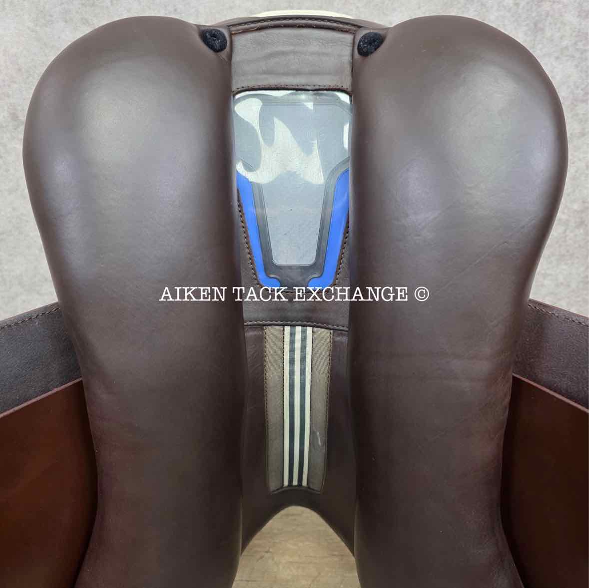 **SOLD** 2020 Prestige Synchrony CPS Jump Saddle, 17" Seat, 34 Tree - MW, Wool Flocked Panels